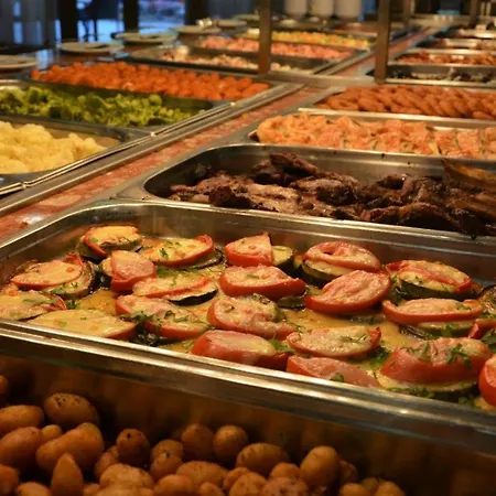 Hotel берлин грийн парк - детски и младежки център